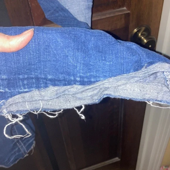 Amethyst Jeans Blue Flare with Distressed Details - Picture 8 of 13